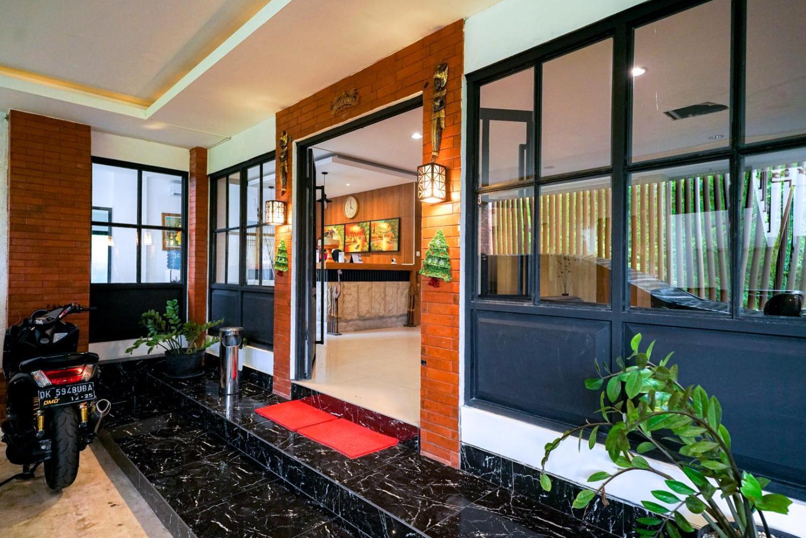 Urbanview Pecatu Residence Bali By Reddoorz Унґасан Екстер'єр фото